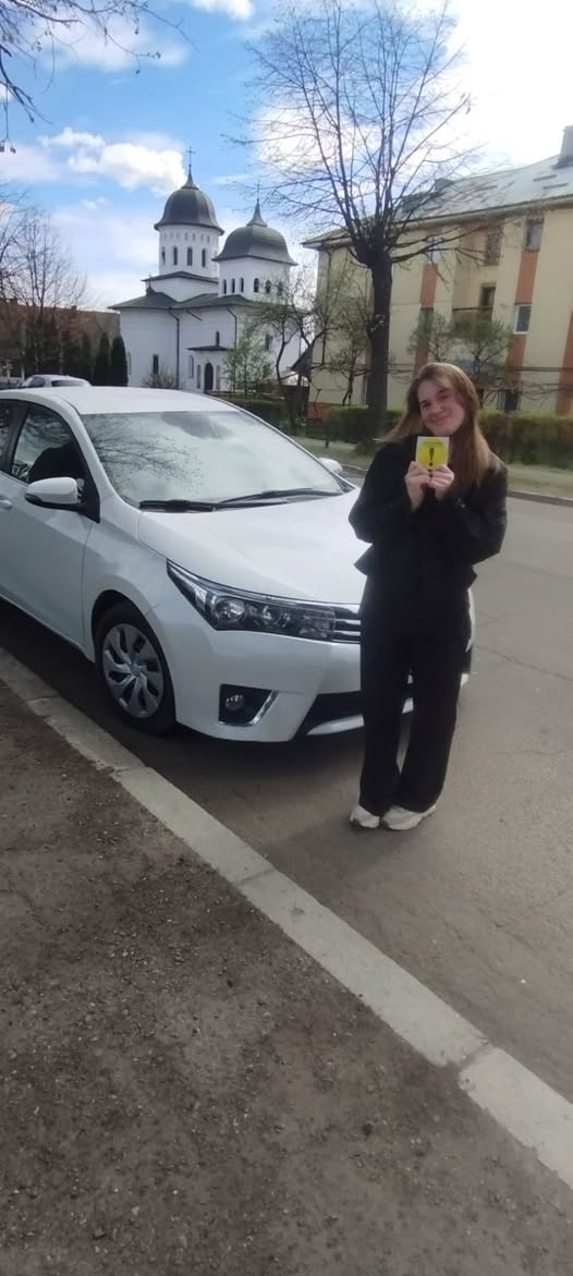 Denisa, absolvent AutoStar Drive în Aprilie 2024