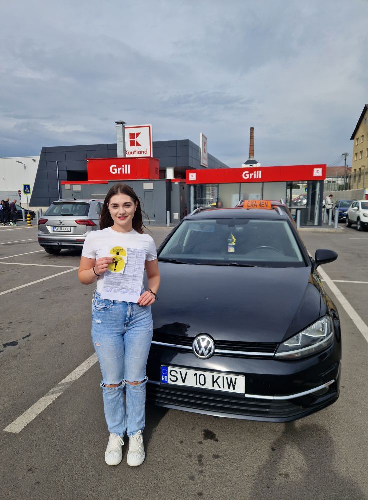 Denisa, absolvent AutoStar Drive în Septembrie 2025